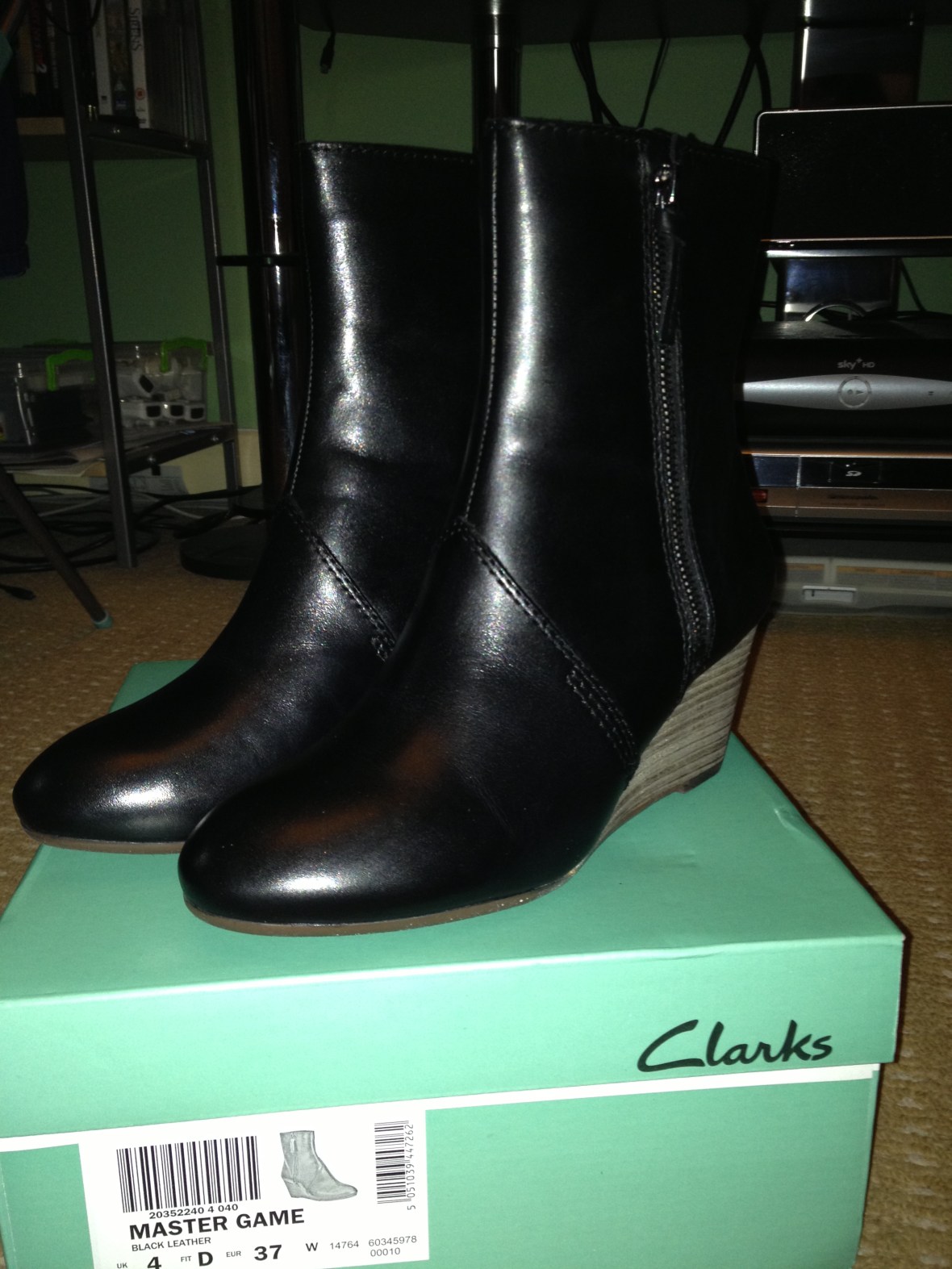 Clarks Shoes - MasterGame